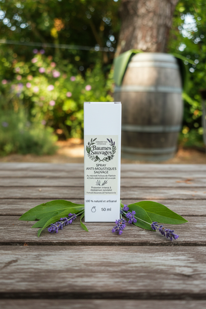 Spray Anti-Moustiques - boîte en contexte naturel